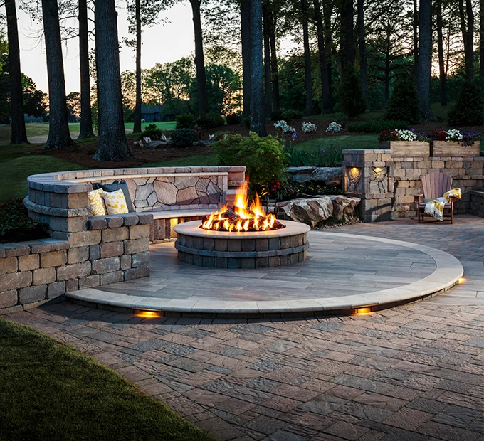 belgard-outdoor-fireplace-installation-stl